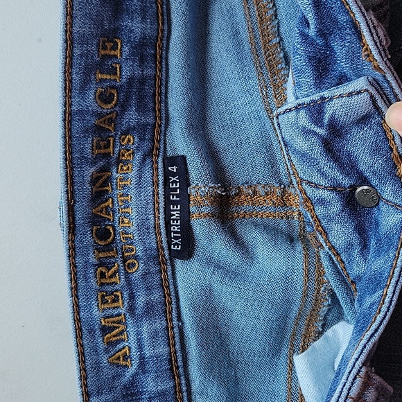 American Eagle Outfitters Slim Straight Leg Jeans Lt Wash Size 29x30 - Picture 11 of 14